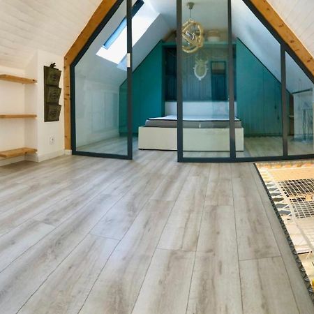 Catamaran - Duplex Atypique Avec Parking Apartment Vannes Bagian luar foto